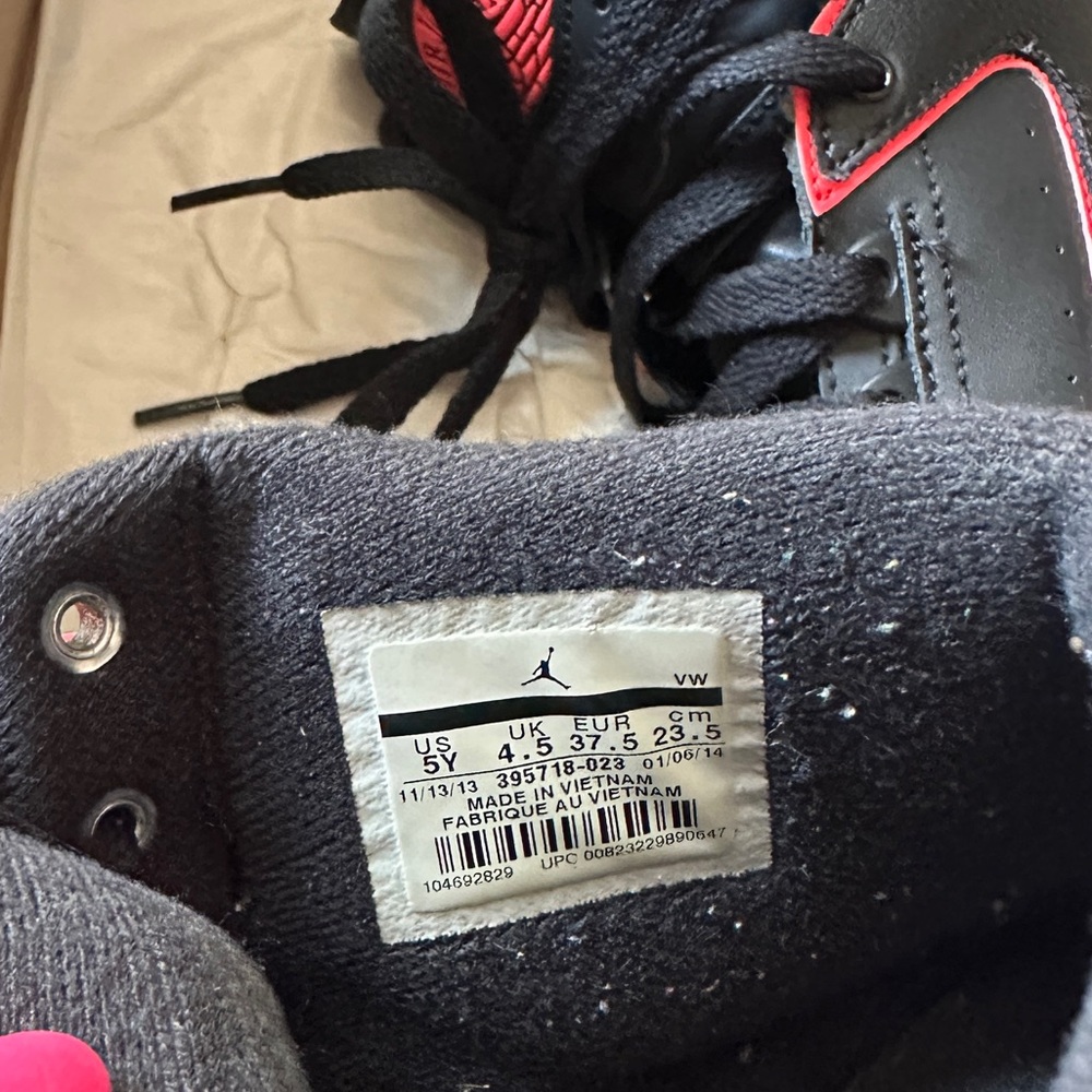 Jordan 2 Retro - Picture 6 of 7